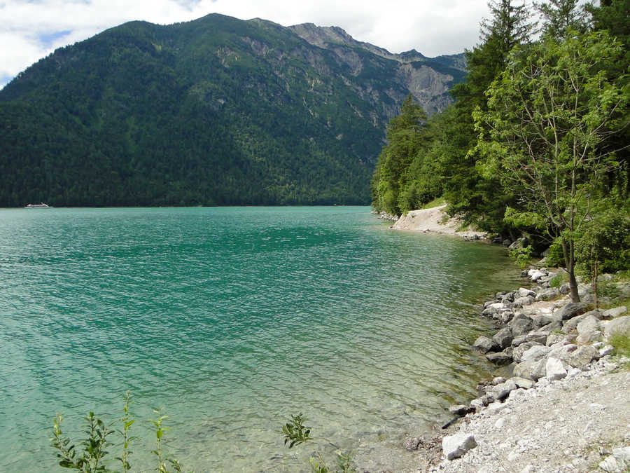 Der Achensee gegenüber von Pertisau