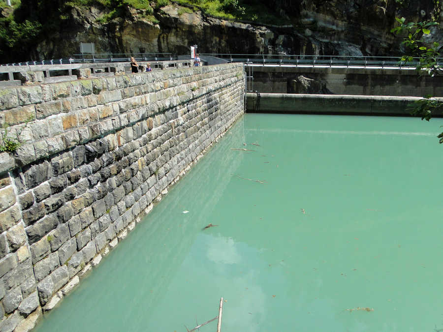 Enzingerboden Stausee - Staumauer