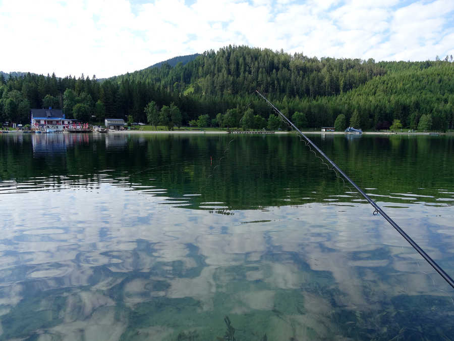 Angeln gegenüber dem Strandbad am Erlaufsee