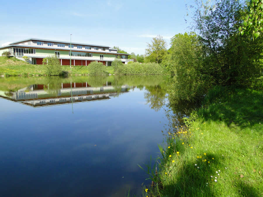 Der Teich wird auch Hagenbergerteich genannt