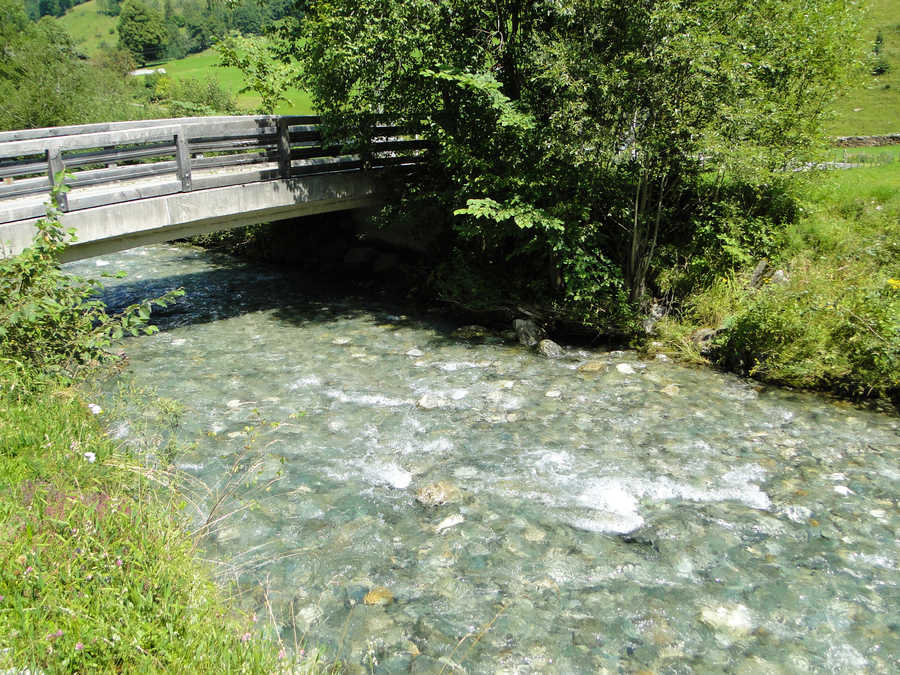 Stubache im oberen Bereich bei Schneiderau