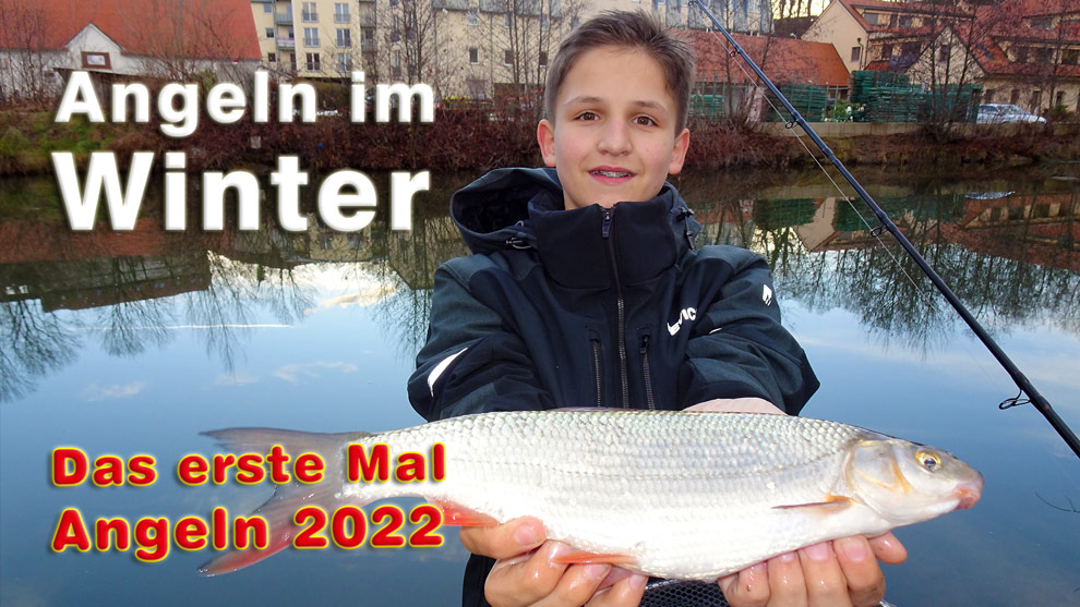 Fischen im Winter an der Feistritz in Fürstenfeld in der Steiermark