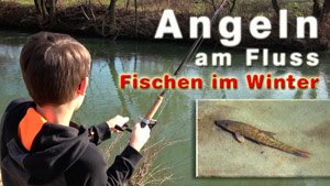 Angeln im Winter am Fluss Raab